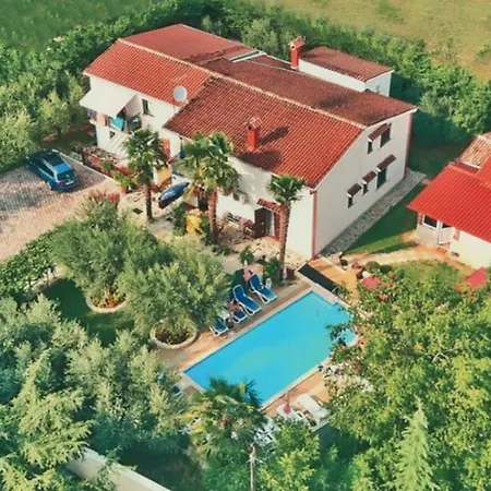 Nena Apartman *