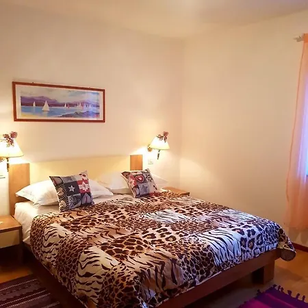 Nena Apartman Apartment