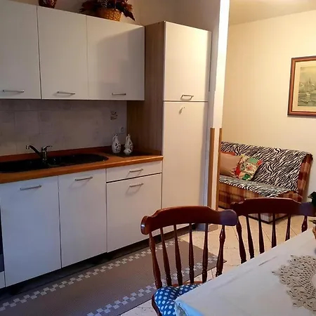 Nena Apartman Apartment Porec